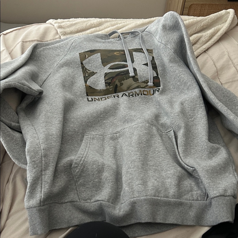 Under Armour Heather Gray Sweatshirt with Camo Design